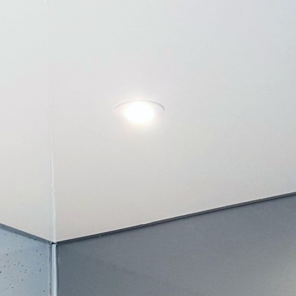 White Flat Ceiling Panels 4000x250mm (Pack of 4)