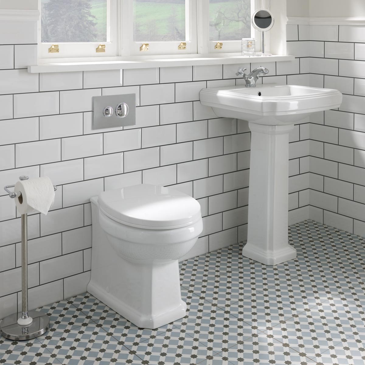Oxford Back To Wall Pan with White Soft Close Seat