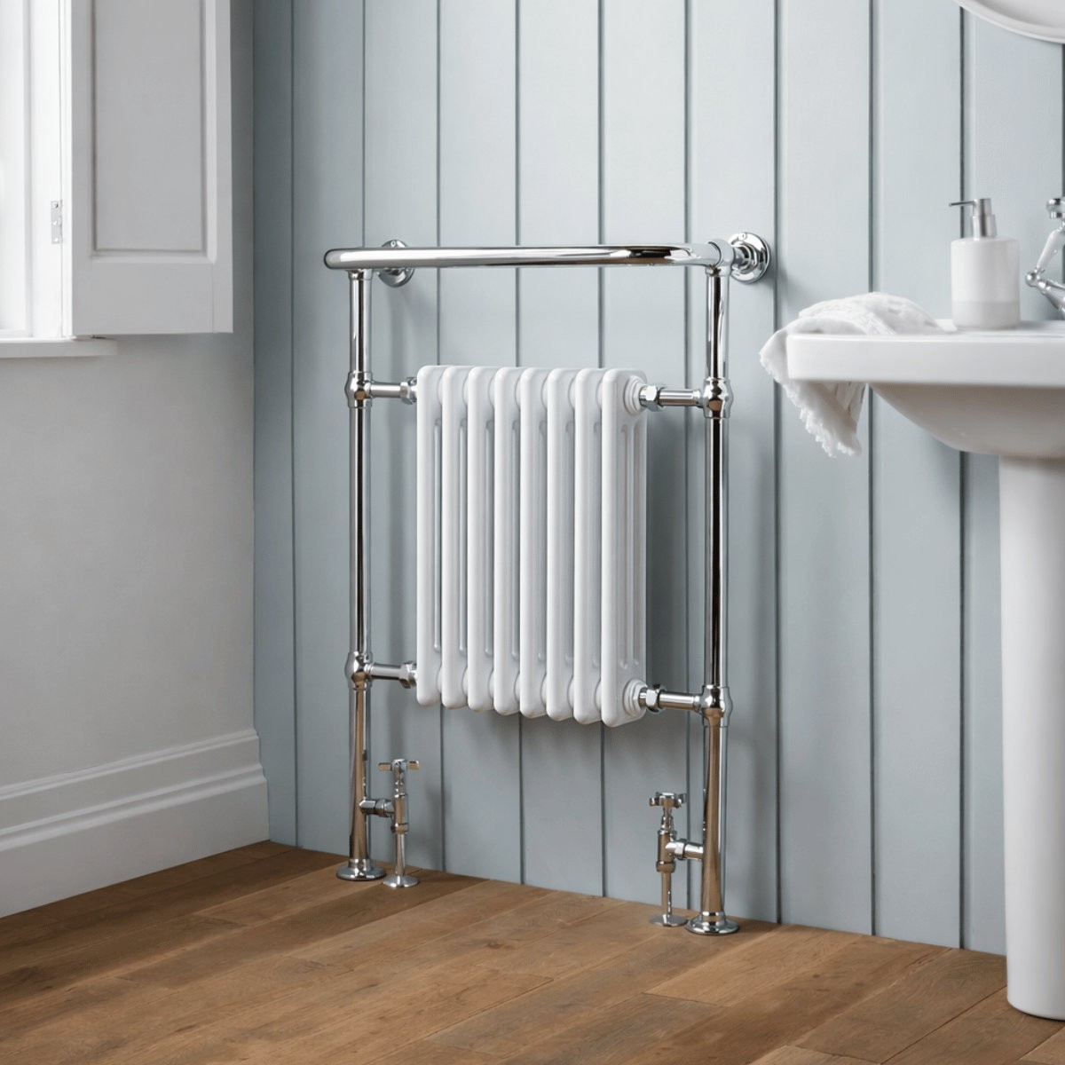 Columbine Traditional Central Heating Radiator White 965x540mm