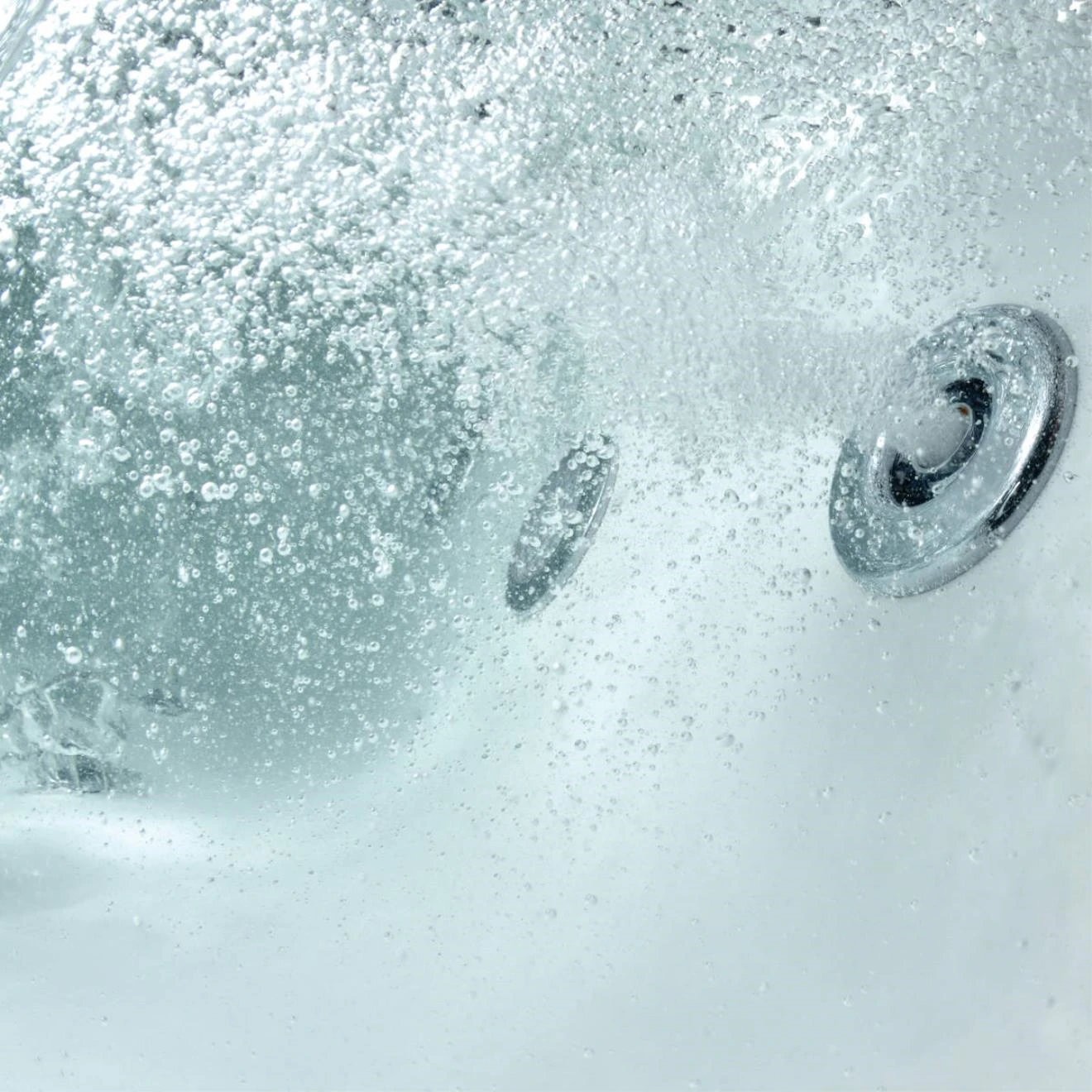 Trojan Cascade Double Ended Bath with 14 Jet Whirlpool & 12 Jet Airspa System & Light 1700x700mm / 12 Jet Airspa with Light)