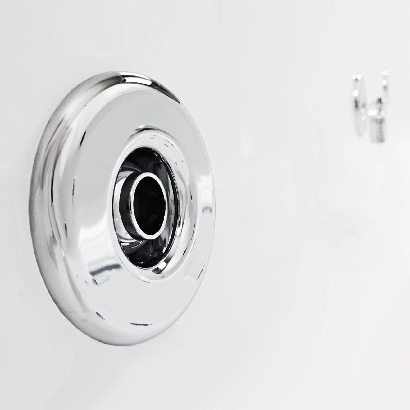 Trojan Cascade Double Ended Bath with 14 Jet Whirlpool System & Light 1800x800mm 